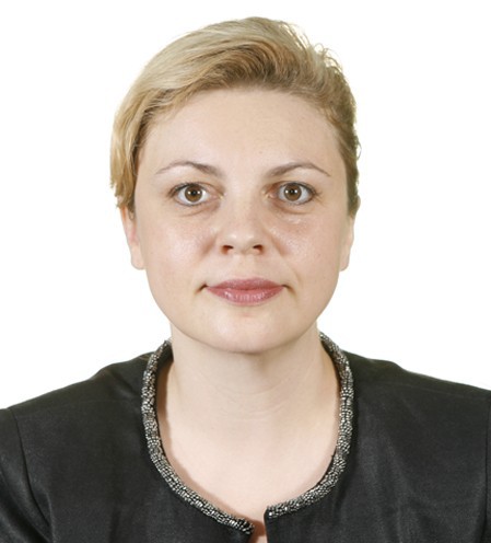 Mihaela VÂRNAV